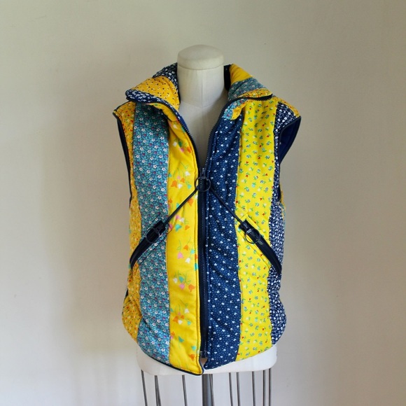 Jackets & Blazers - Vintage 1970s Quilted Vest
